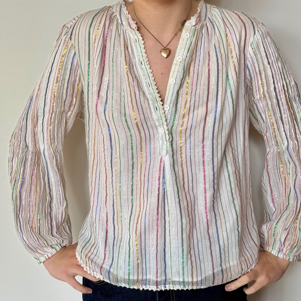 APIECE APART COTTON TOP WITH SPARKLE STRIPES AND RUFFLE SLEEVES